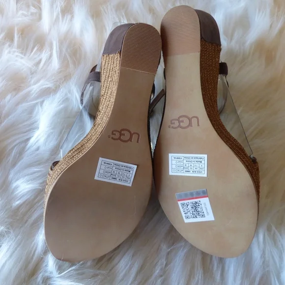 UGG Women's Fitchie Wedge Sandal Chocolate New 9 - Picture 6 of 7